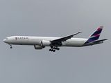 LATAM Airlines Brasil Boeing 777-32W(ER) (PT-MUD) at  Frankfurt am Main, Germany