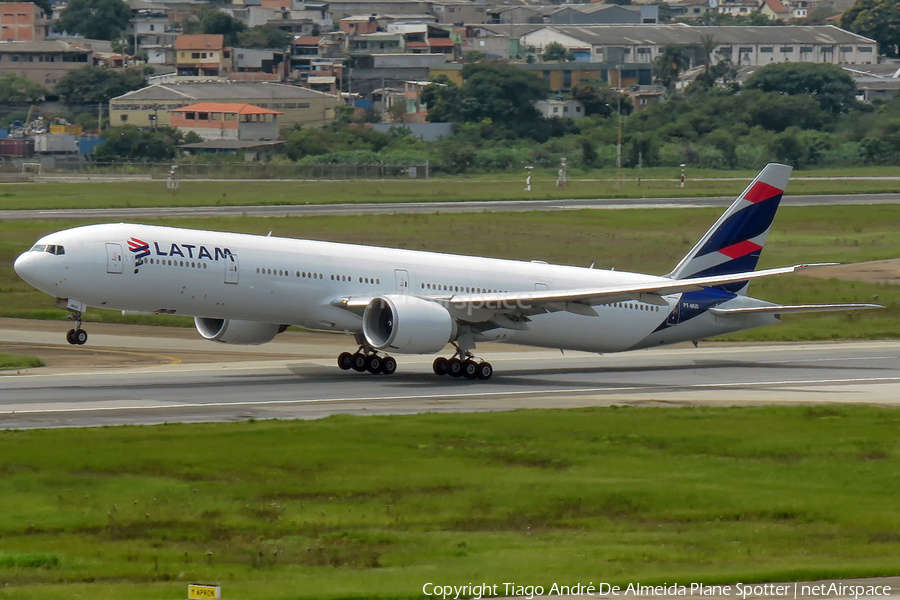 TAM Brazilian Airlines Boeing 777-32W(ER) (PT-MUD) | Photo 392026