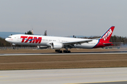 TAM Brazilian Airlines Boeing 777-32W(ER) (PT-MUE) at  Frankfurt am Main, Germany