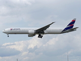 TAM Brazilian Airlines Boeing 777-32W(ER) (PT-MUF) at  Frankfurt am Main, Germany