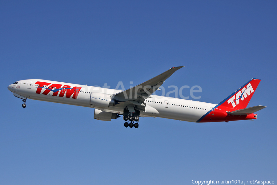 TAM Brazilian Airlines Boeing 777-32W(ER) (PT-MUF) | Photo 13663