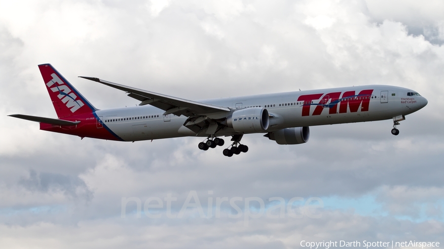 TAM Brazilian Airlines Boeing 777-32W(ER) (PT-MUG) | Photo 182423
