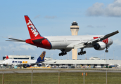 TAM Brazilian Airlines Boeing 777-32W(ER) (PT-MUG) at  Miami - International, United States