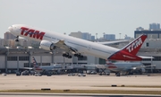 TAM Brazilian Airlines Boeing 777-32W(ER) (PT-MUG) at  Miami - International, United States