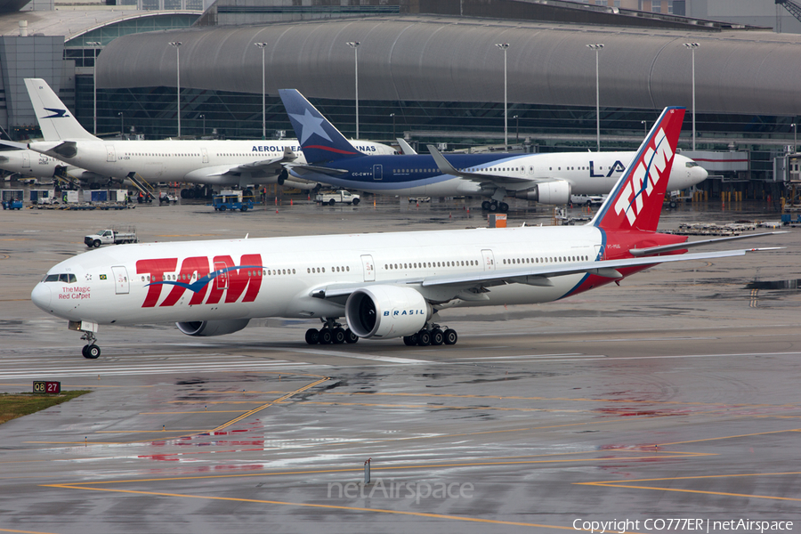 TAM Brazilian Airlines Boeing 777-32W(ER) (PT-MUG) | Photo 54396