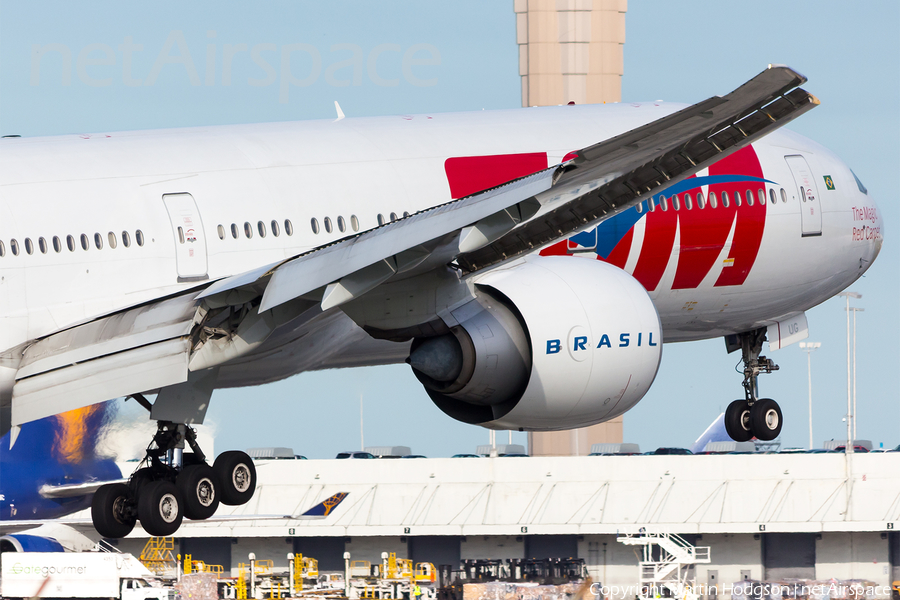 TAM Brazilian Airlines Boeing 777-32W(ER) (PT-MUG) | Photo 97911