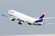 LATAM Airlines Brasil Boeing 777-32W(ER) (PT-MUJ) at  Miami - International, United States