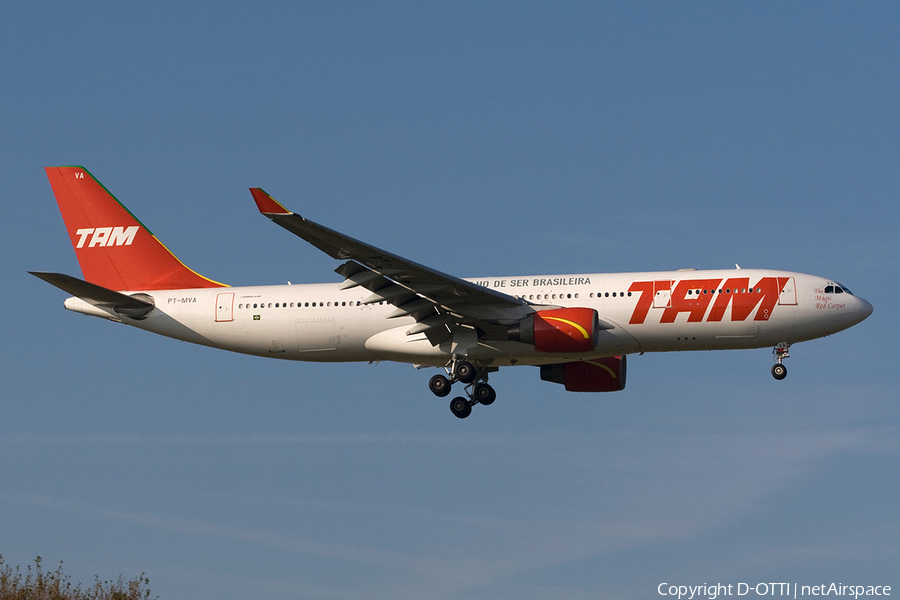 TAM Brazilian Airlines Airbus A330-223 (PT-MVA) | Photo 270753