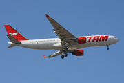 TAM Brazilian Airlines Airbus A330-223 (PT-MVB) at  Madrid - Barajas, Spain
