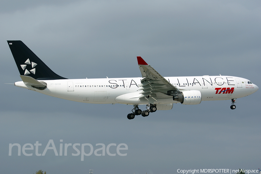 TAM Brazilian Airlines Airbus A330-223 (PT-MVM) | Photo 66832