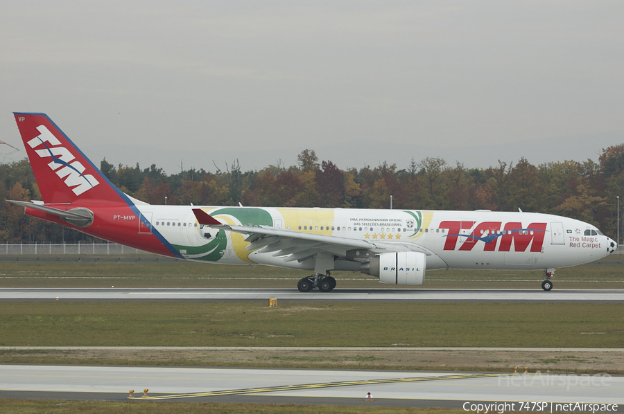 TAM Brazilian Airlines Airbus A330-223 (PT-MVP) | Photo 47196