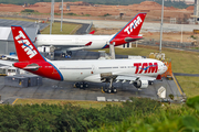 TAM Brazilian Airlines Airbus A330-223 (PT-MVQ) at  Sao Paulo - Guarulhos - Andre Franco Montoro (Cumbica), Brazil