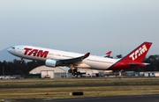 TAM Brazilian Airlines Airbus A330-223 (PT-MVS) at  Mexico City - Lic. Benito Juarez International, Mexico