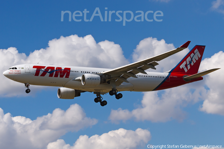 TAM Brazilian Airlines Airbus A330-223 (PT-MVU) | Photo 30307