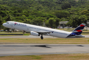 LATAM Airlines Brasil Airbus A321-231 (PT-MXB) at  Recife - Guararapes - Gilberto Freyre International, Brazil