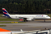 LATAM Airlines Brasil Airbus A321-231 (PT-MXD) at  Sao Paulo - Guarulhos - Andre Franco Montoro (Cumbica), Brazil