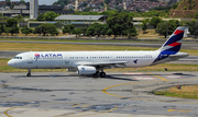 LATAM Airlines Brasil Airbus A321-231 (PT-MXD) at  Recife - Guararapes - Gilberto Freyre International, Brazil