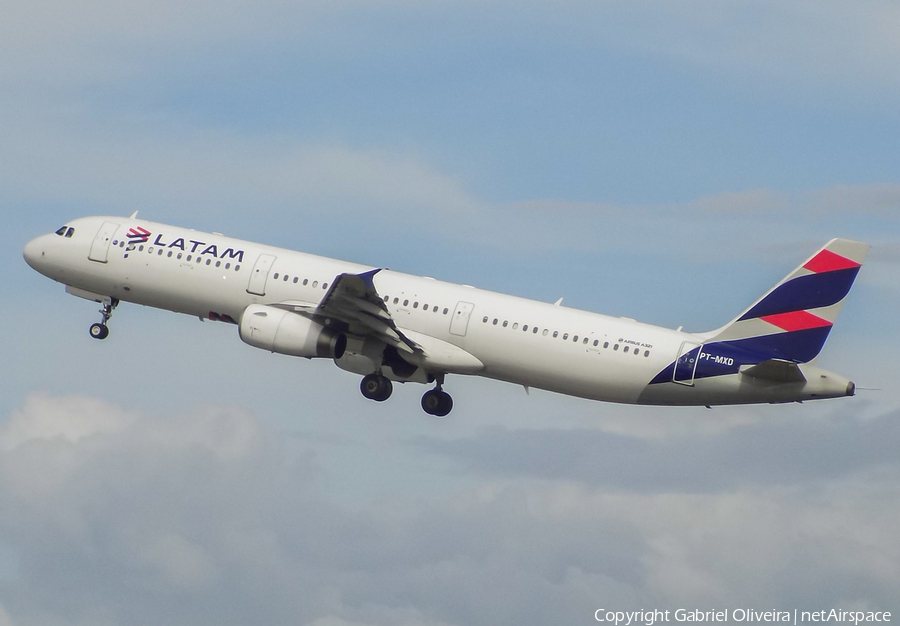 LATAM Airlines Brasil Airbus A321-231 (PT-MXD) | Photo 339534