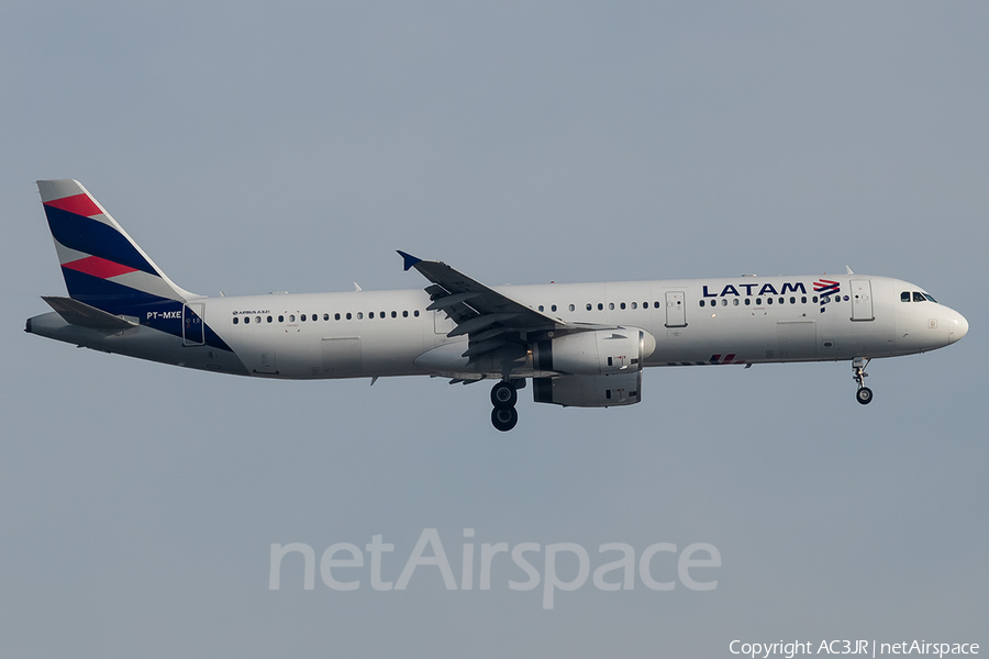 LATAM Airlines Brasil Airbus A321-231 (PT-MXE) | Photo 339537