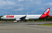TAM Brazilian Airlines Airbus A321-231 (PT-MXJ) at  São Luís - Marechal Cunha Machado International, Brazil