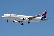 LATAM Airlines Brasil Airbus A321-231 (PT-MXO) at  Sao Paulo - Guarulhos - Andre Franco Montoro (Cumbica), Brazil