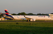 LATAM Airlines Brasil Airbus A321-231 (PT-MXP) at  Teresina - Senador Petrônio Portella, Brazil