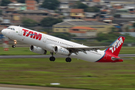 TAM Brazilian Airlines Airbus A321-231 (PT-MXQ) at  Sao Paulo - Guarulhos - Andre Franco Montoro (Cumbica), Brazil