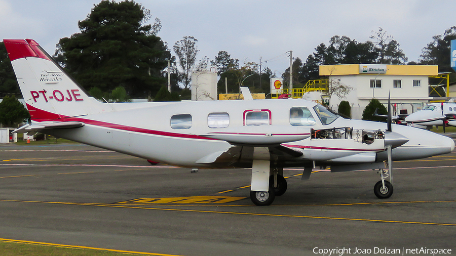 Táxi Aéreo Hércules Piper PA-31T Cheyenne II (PT-OJE) | Photo 339647