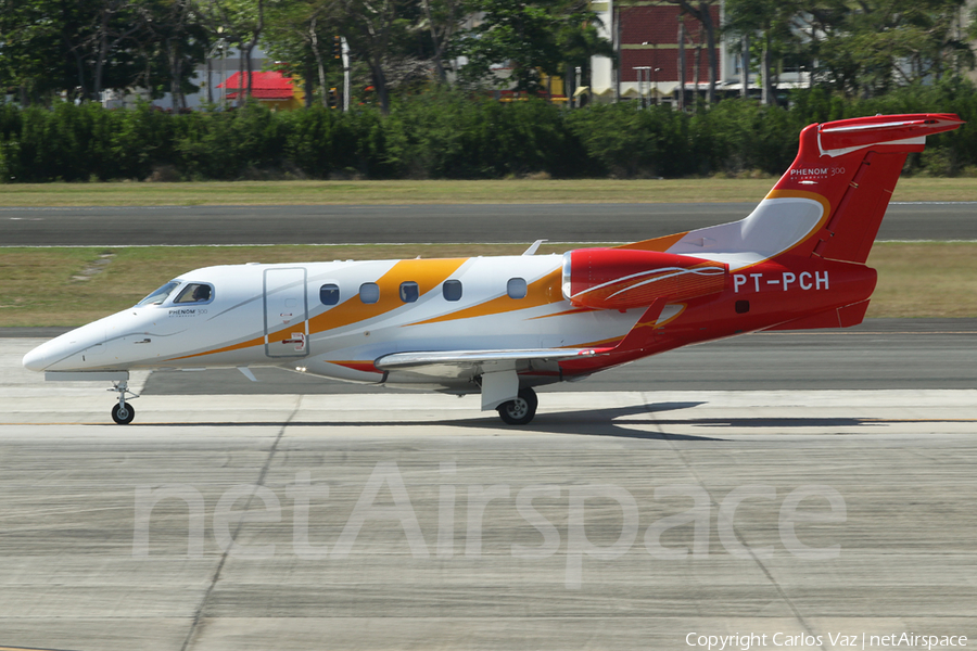 (Private) Embraer EMB-505 Phenom 300 (PT-PCH) | Photo 314872