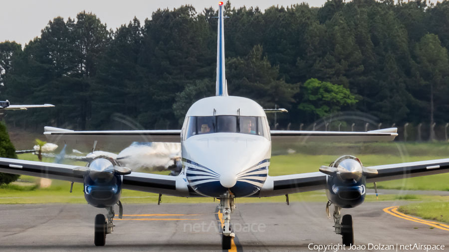 Helisul Taxi Aereo Embraer EMB-110P2 Bandeirante (PT-SFS) | Photo 378618