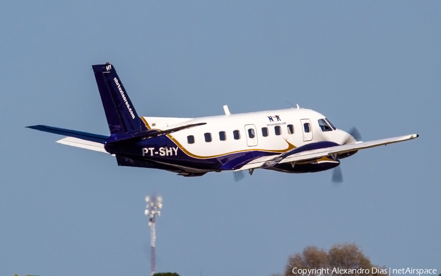 NHR Táxi Aéreo Embraer EMB-110P1 Bandeirante (PT-SHY) | Photo 583016