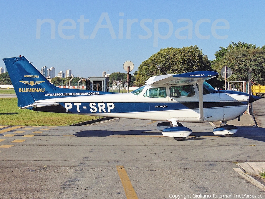 Aeroclube de Blumenau Cessna 172M Skyhawk (PT-SRP) | Photo 334283