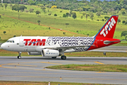TAM Brazilian Airlines Airbus A319-132 (PT-TMD) at  Belo Horizonte - Tancredo Neves International, Brazil