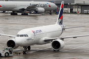 LATAM Airlines Brasil Airbus A320-271N (PT-TMN) at  Rio De Janeiro - Galeao - Antonio Carlos Jobim International, Brazil