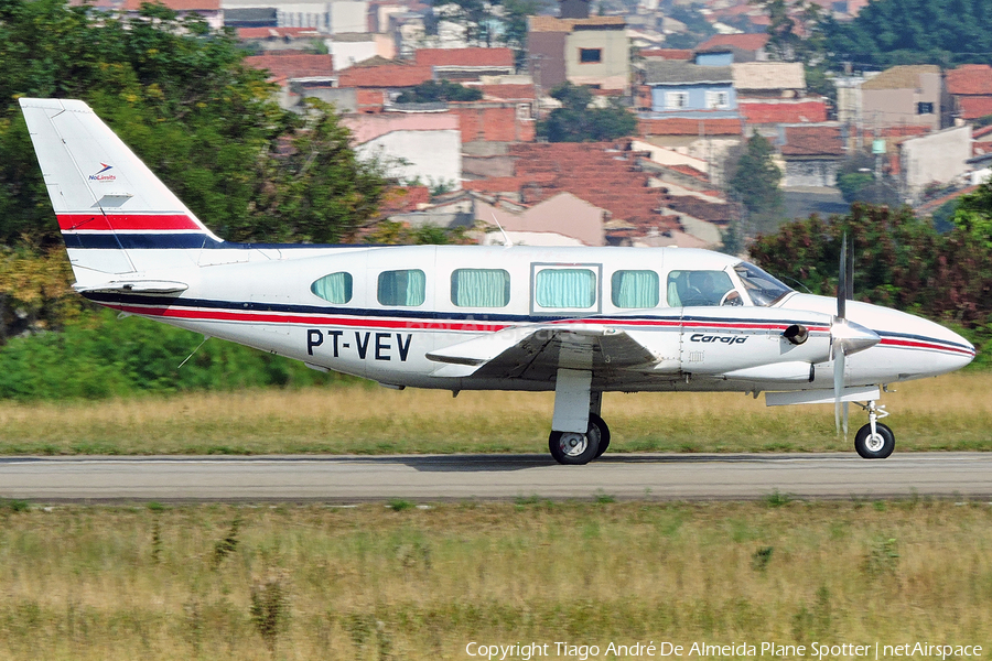 No Limits Táxi Aéreo Embraer EMB-821 Carajá (PT-VEV) | Photo 522943