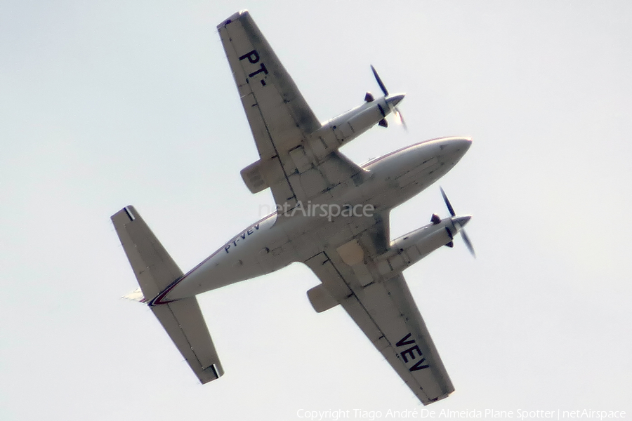 No Limits Táxi Aéreo Embraer EMB-821 Carajá (PT-VEV) | Photo 403851