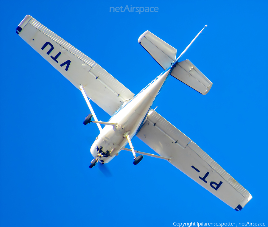 Sierra Bravo Escola de Aviação Cessna 152 II (PT-VTU) | Photo 585801