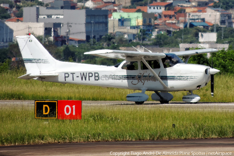 (Private) Cessna 172R Skyhawk (PT-WPB) | Photo 664881