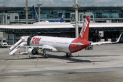 LATAM Airlines Brasil Airbus A321-211 (PT-XPB) at  Sao Paulo - Guarulhos - Andre Franco Montoro (Cumbica), Brazil