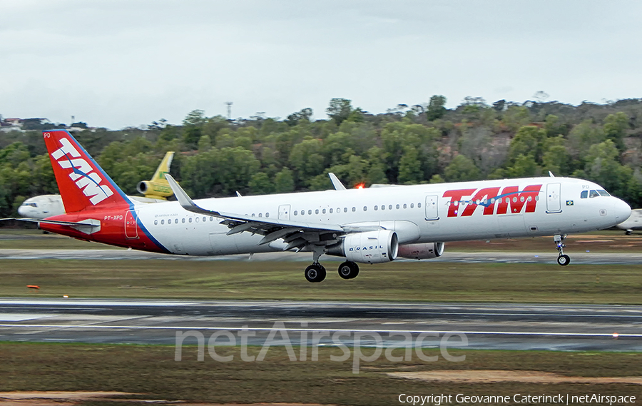 TAM Brazilian Airlines Airbus A321-211 (PT-XPD) | Photo 341289