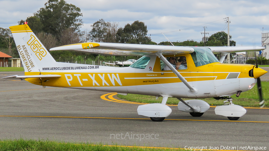 Aeroclube de Blumenau Cessna 152 (PT-XXW) | Photo 378641