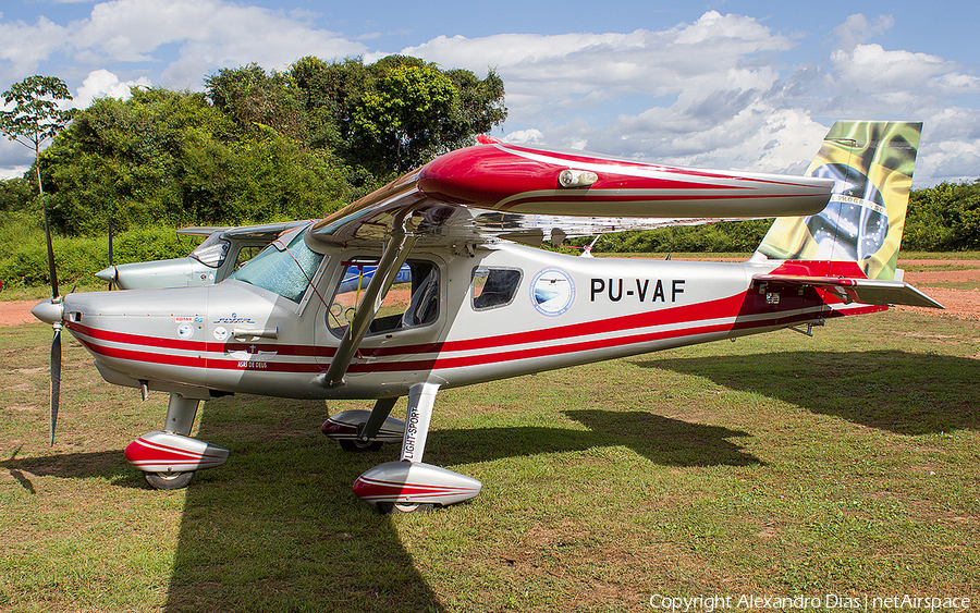 (Private) Flyer 500BR Pelican (PU-VAF) | Photo 574959