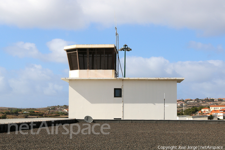 Aviation photo 589665