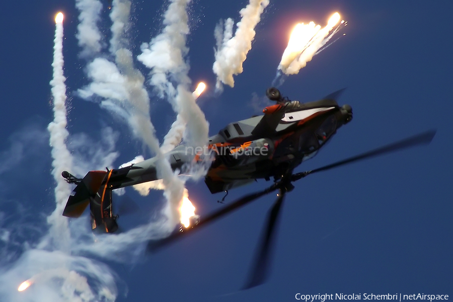 Royal Netherlands Air Force Boeing AH-64D Apache Longbow (Q-17) | Photo 27794