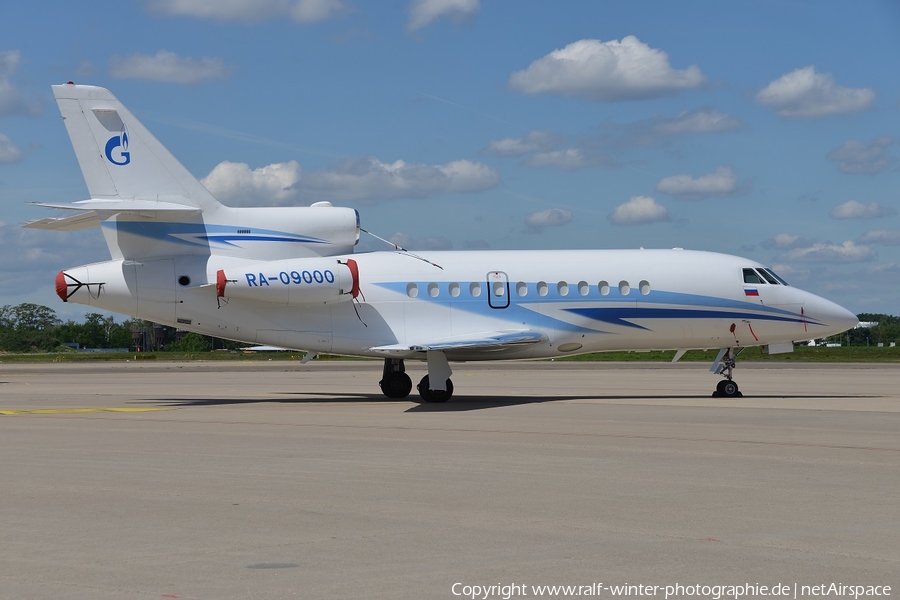 Gazpromavia Dassault Falcon 900B (RA-09000) | Photo 409544