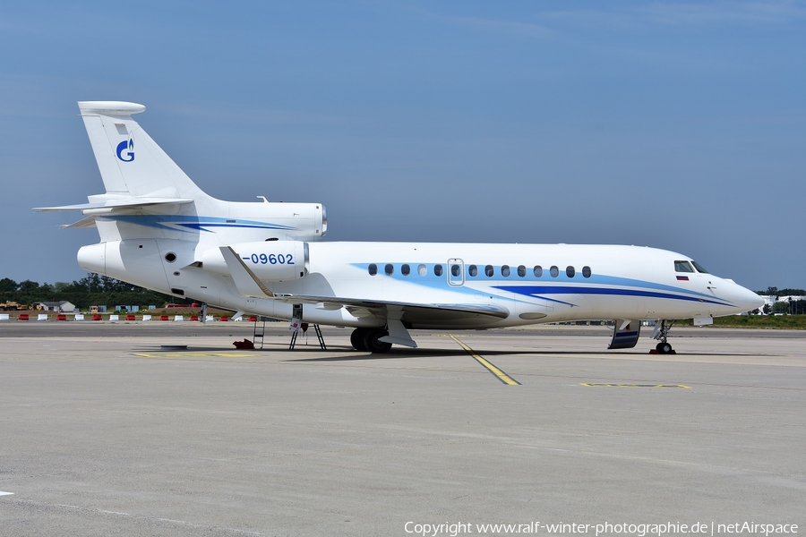 Gazpromavia Dassault Falcon 7X (RA-09602) | Photo 425382