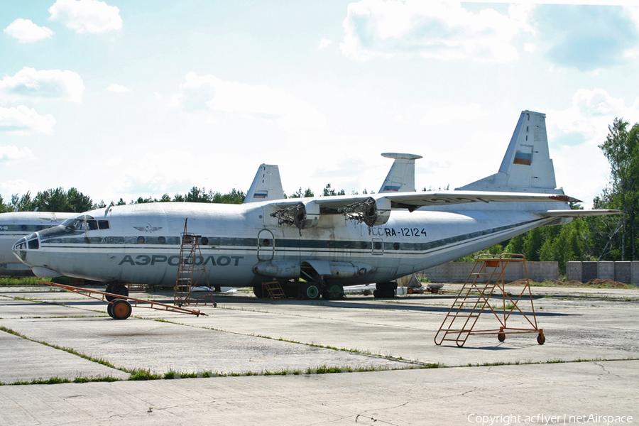 Aeroflot - Russian Airlines Antonov An-12BP (RA-12124) | Photo 162095