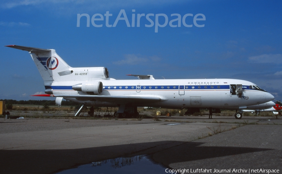 Domodedovo Airlines Yakovlev Yak-42D (RA-42359) | Photo 412103