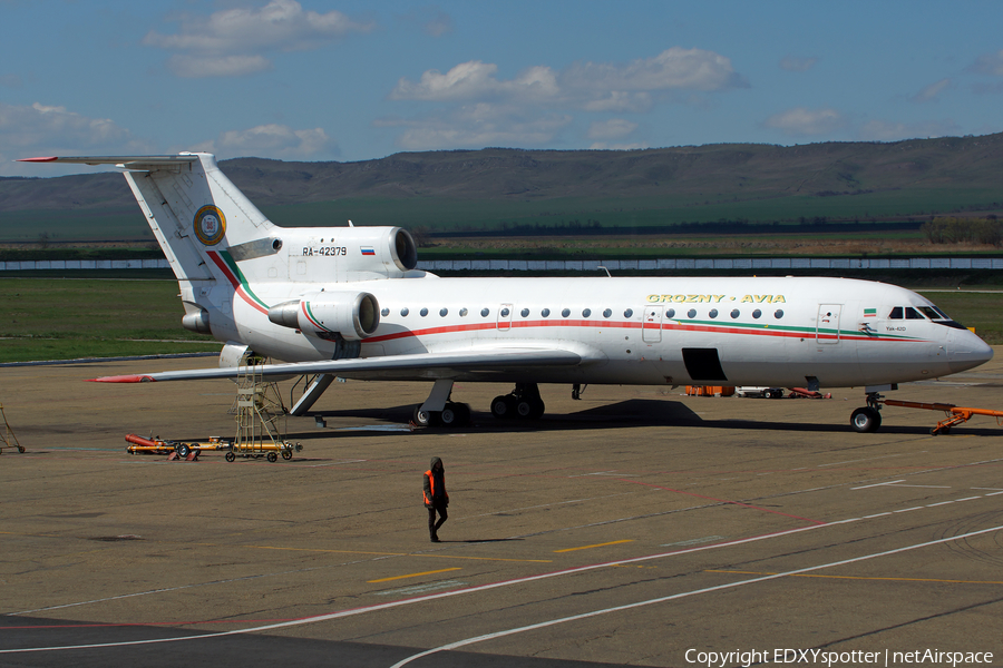 Grozny Avia Yakovlev Yak-42D (RA-42379) | Photo 277232