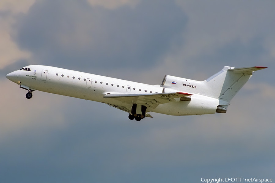 Remex Yakovlev Yak-42D (RA-42379) | Photo 408877